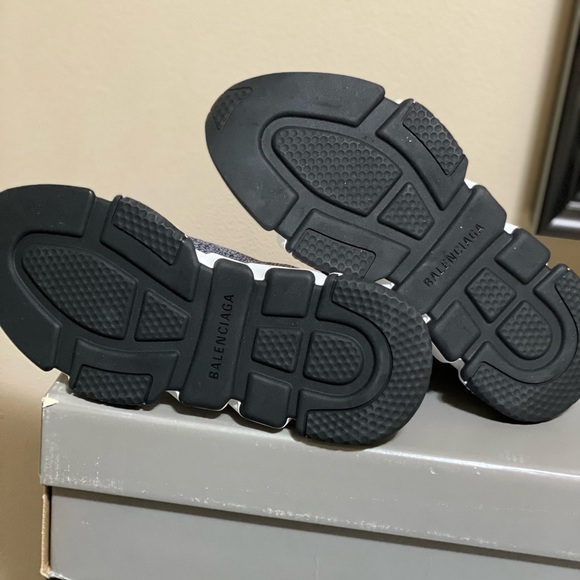 Balenciaga speed knit trainers size 35 - Picture 2 of 4